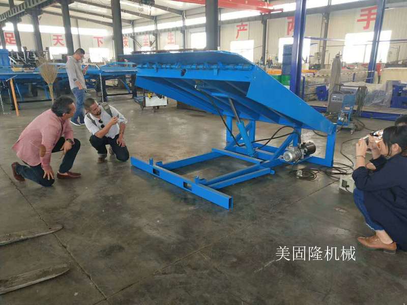 达州固定式登车桥哪家好