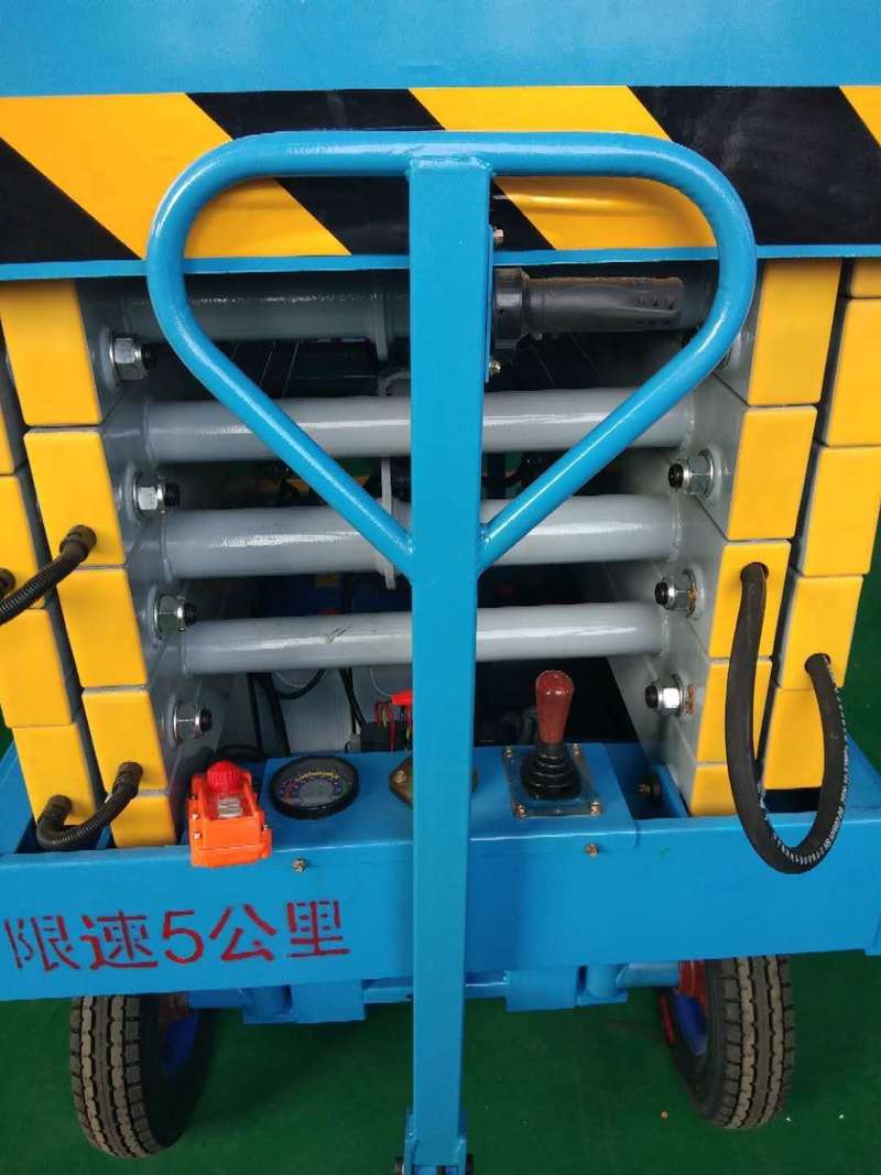 达州辅助行走式升降平台